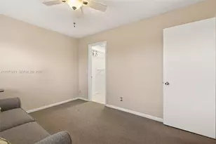 900 SW 125th Way, Pembroke Pines, FL 33027 - Photo 23