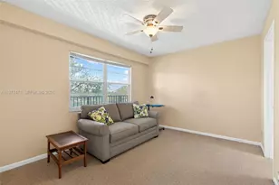 900 SW 125th Way, Pembroke Pines, FL 33027 - Photo 21