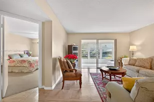 900 SW 125th Way, Pembroke Pines, FL 33027 - Photo 13