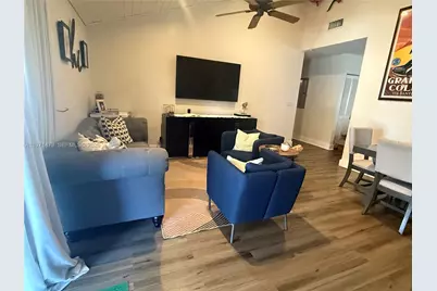 11155 NW 27th Pl, Sunrise, FL 33322 - Photo 17