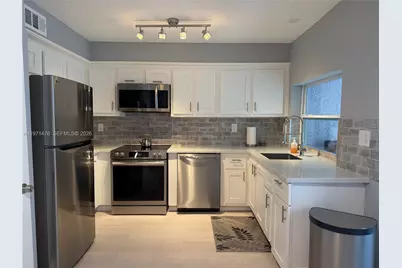 5270 NE 6th Ave #E29, Oakland Park, FL 33334 - Photo 13