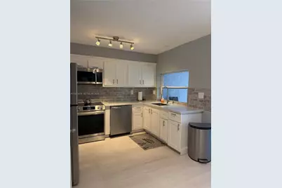 5270 NE 6th Ave #E29, Oakland Park, FL 33334 - Photo 5