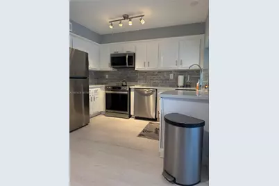 5270 NE 6th Ave #E29, Oakland Park, FL 33334 - Photo 7