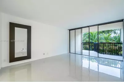 20347 W Country Club Dr #TH15, Aventura, FL 33180 - Photo 9