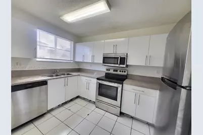410 NW 114 Av #12-107, Miami, FL 33172 - Photo 3