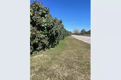 21201 SW 168th St, Miami, FL 33187 - Photo 3