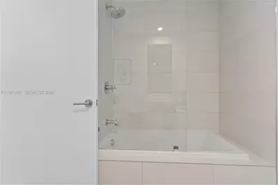 2900 NE 7th Ave #3107, Miami, FL 33137 - Photo 23