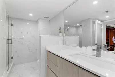 1717 N Bayshore Dr #A-3137, Miami, FL 33132 - Photo 3