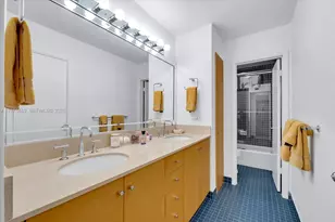 279 N Hibiscus Dr, Miami Beach, FL 33139 - Photo 45