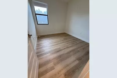 11379 W 34th Way, Hialeah, FL 33018 - Photo 13