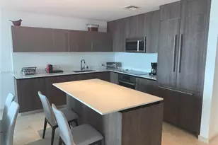 68 SE 6th St, Miami, FL 33131 - Photo 15