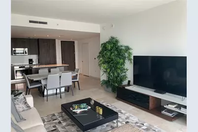 68 SE 6th St #3010, Miami, FL 33131 - Photo 3