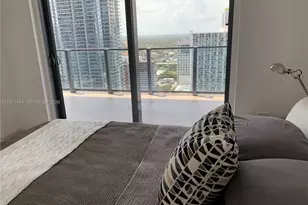 68 SE 6th St, Miami, FL 33131 - Photo 43