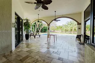 23525 SW 217th Ave, Homestead, FL 33031 - Photo 7