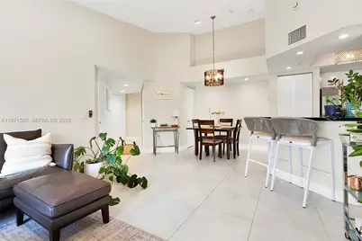 2009 SE 10th Ave #322, Fort Lauderdale, FL 33316 - Photo 5