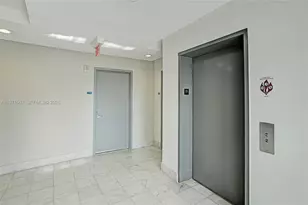 601 NE 36th St, Miami, FL 33137 - Photo 39