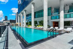 398 NE 5th St, Miami, FL 33132 - Photo 37