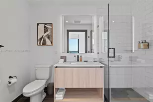 398 NE 5th St, Miami, FL 33132 - Photo 17