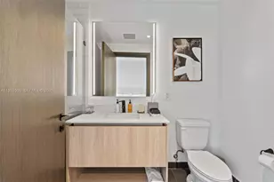 398 NE 5th St, Miami, FL 33132 - Photo 27