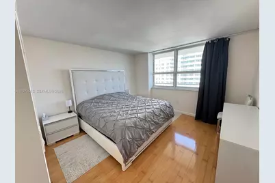 1155 Brickell Bay Dr #2306, Miami, FL 33131 - Photo 5