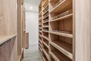 3166 Royal Palm Ave, Miami Beach, FL 33140 - Photo 21