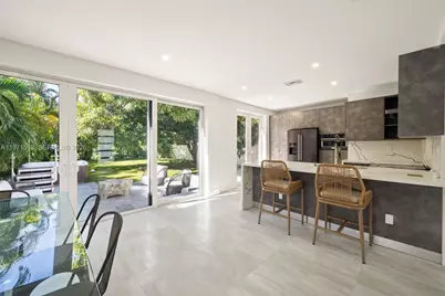 3166 Royal Palm Ave, Miami Beach, FL 33140 - Photo 13