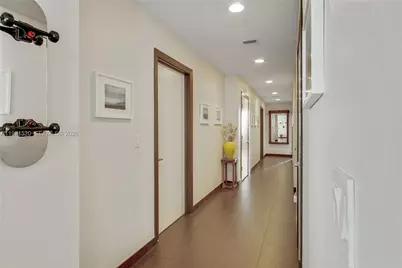 [Address not provided], Miami, FL 33131 - Photo 9