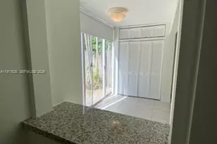 2539 S Bayshore Dr, Miami, FL 33133 - Photo 11