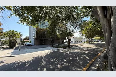 1900 SW 22nd St #101, Miami, FL 33145 - Photo 3