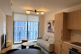 11 NE 6th, Miami, FL 33132 - Photo 5