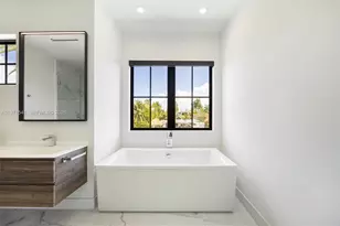 885 NE 76th St, Miami, FL 33138 - Photo 33