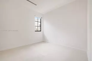 885 NE 76th St, Miami, FL 33138 - Photo 21