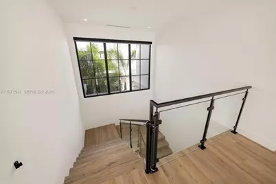 885 NE 76th St, Miami, FL 33138 - Photo 21