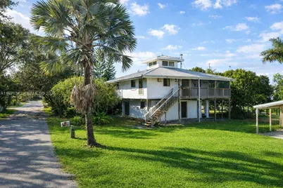 1071 Schooner Lane, Moore Haven, FL 33471 - Photo 3