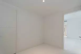 300 Biscayne Blvd Way, Miami, FL 33132 - Photo 37