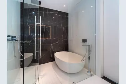 300 Biscayne Blvd Way #5005, Miami, FL 33132 - Photo 27