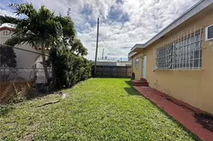3035 SW 27th Terrace, Miami, FL 33133 - Photo 13