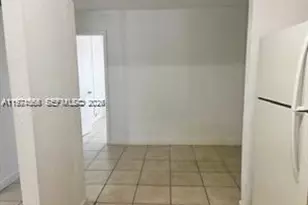 4851 NW 9th Dr, Plantation, FL 33317 - Photo 7