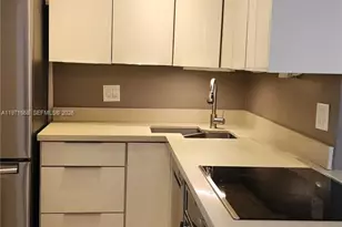 800 West Ave, Miami Beach, FL 33139 - Photo 3