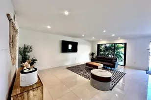 3736 NE 166th St, North Miami Beach, FL 33160 - Photo 45