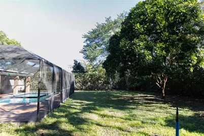 13125 SW 83rd Ave, Pinecrest, FL 33156 - Photo 11