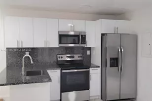 10351 SW 173rd St, Miami, FL 33157 - Photo 3