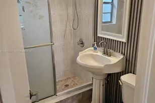 5660 SW 78th St, Miami, FL 33143 - Photo 13