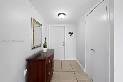 1526 SE Port St Lucie Blvd, Port Saint Lucie, FL 34952 - Photo 5