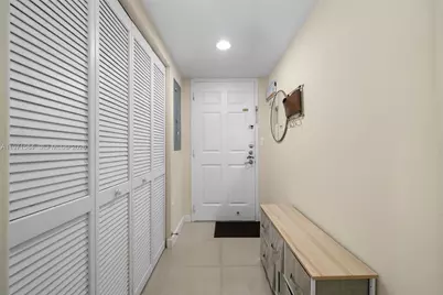 18413 NE 27th Ct #18413, Aventura, FL 33160 - Photo 5