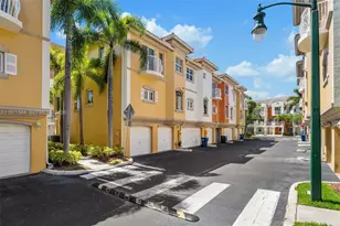 18413 NE 27th Ct, Aventura, FL 33160 - Photo 3