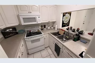 11715 SW 18th St #107, Miami, FL 33175 - Photo 7