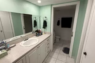 11715 SW 18th St, Miami, FL 33175 - Photo 11