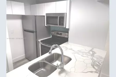 540 Brickell Key Dr #414, Miami, FL 33131 - Photo 9