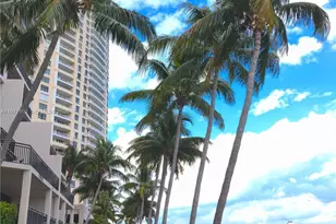 540 Brickell Key Dr, Miami, FL 33131 - Photo 29